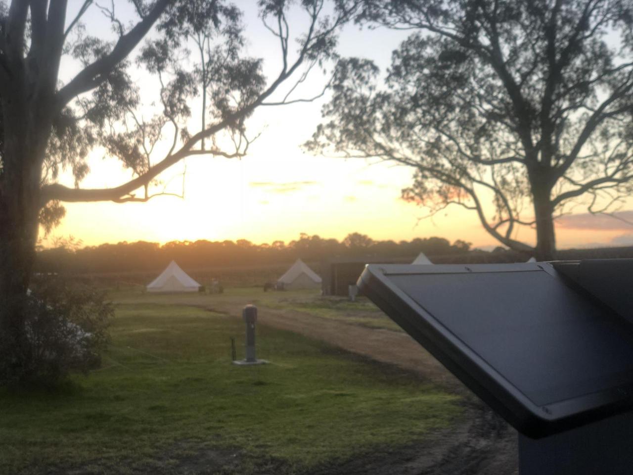 Coonawarra Ensuite Unit D ภายนอก รูปภาพ