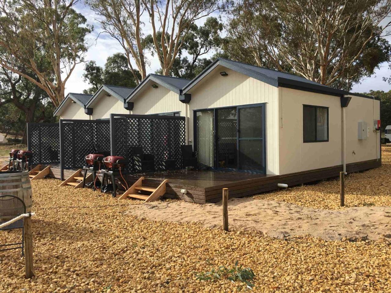 Coonawarra Ensuite Unit D ภายนอก รูปภาพ