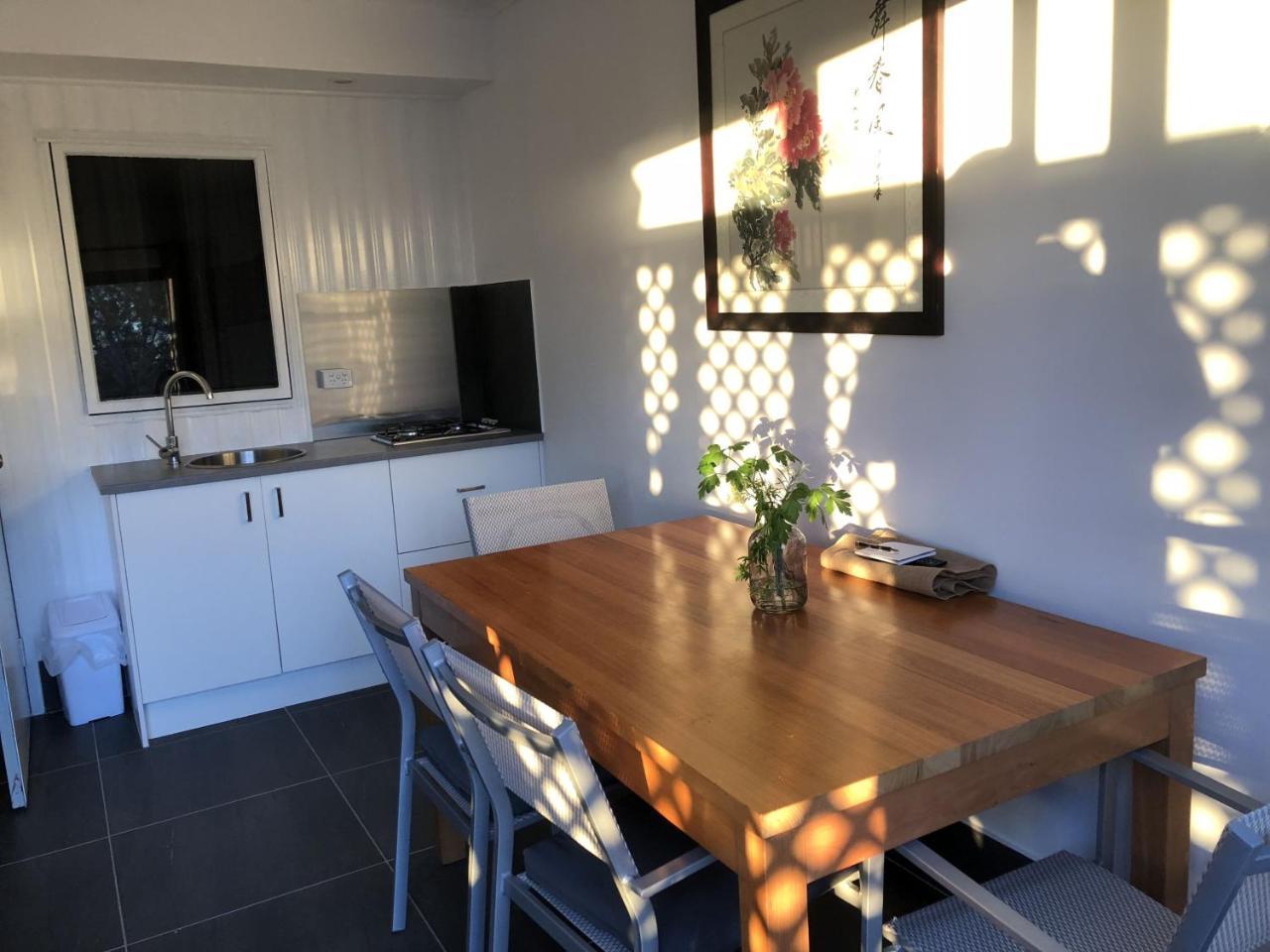 Coonawarra Ensuite Unit D ภายนอก รูปภาพ